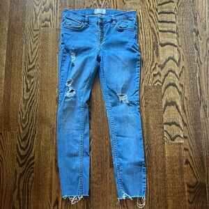 Free people size 28 hi waist button front jeans